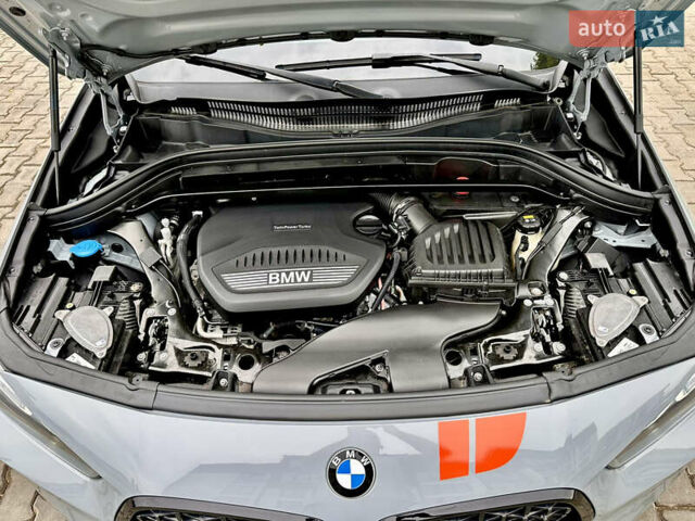 Серый БМВ X2, объемом двигателя 2 л и пробегом 117 тыс. км за 36500 $, фото 102 на Automoto.ua
