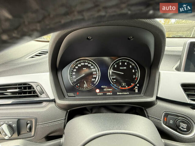 Серый БМВ X2, объемом двигателя 1.5 л и пробегом 137 тыс. км за 22500 $, фото 1 на Automoto.ua