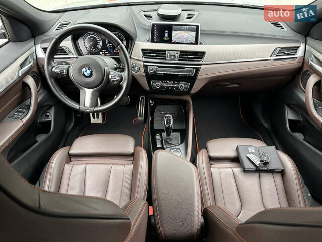 Серый БМВ X2, объемом двигателя 2 л и пробегом 117 тыс. км за 36500 $, фото 1 на Automoto.ua