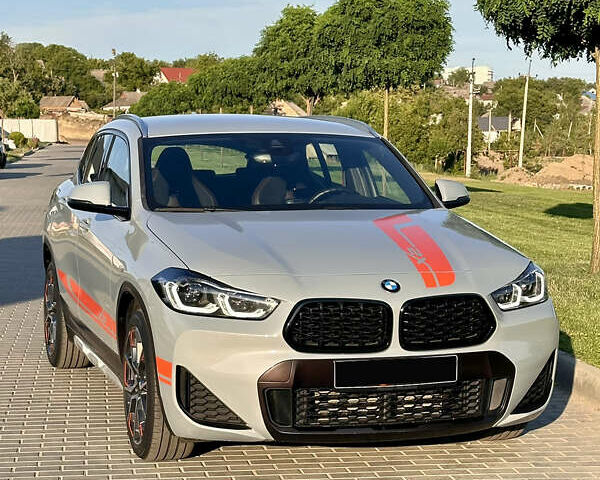 Серый БМВ X2, объемом двигателя 2 л и пробегом 117 тыс. км за 36500 $, фото 33 на Automoto.ua
