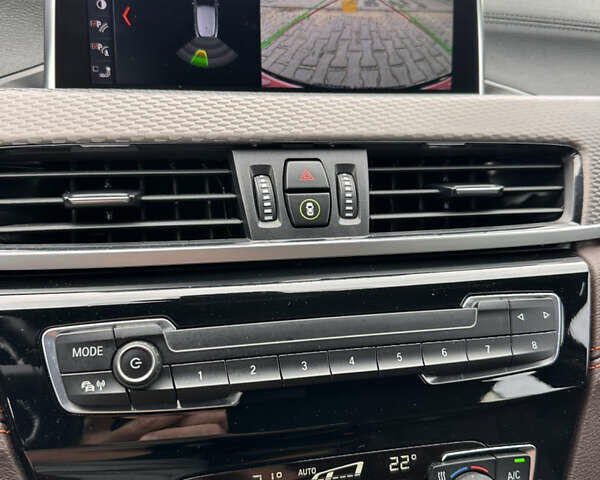 Сірий БМВ X2, об'ємом двигуна 2 л та пробігом 117 тис. км за 36595 $, фото 67 на Automoto.ua