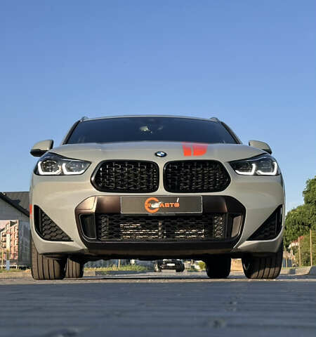 Сірий БМВ X2, об'ємом двигуна 2 л та пробігом 117 тис. км за 36595 $, фото 74 на Automoto.ua
