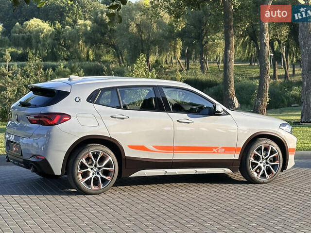 Серый БМВ X2, объемом двигателя 2 л и пробегом 117 тыс. км за 36500 $, фото 40 на Automoto.ua