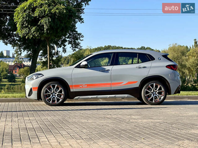 Сірий БМВ X2, об'ємом двигуна 2 л та пробігом 117 тис. км за 36595 $, фото 17 на Automoto.ua