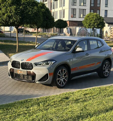 Сірий БМВ X2, об'ємом двигуна 2 л та пробігом 117 тис. км за 36595 $, фото 15 на Automoto.ua