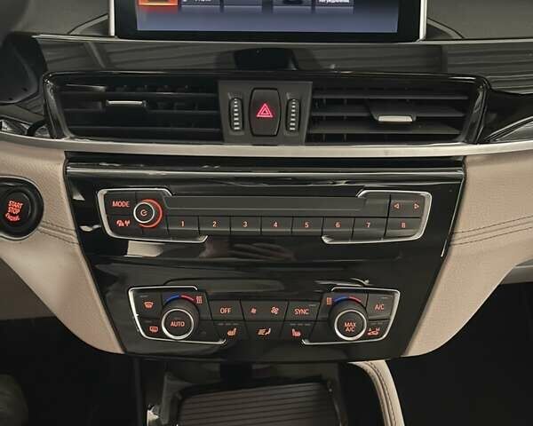 Сірий БМВ X2, об'ємом двигуна 1.5 л та пробігом 41 тис. км за 27900 $, фото 31 на Automoto.ua