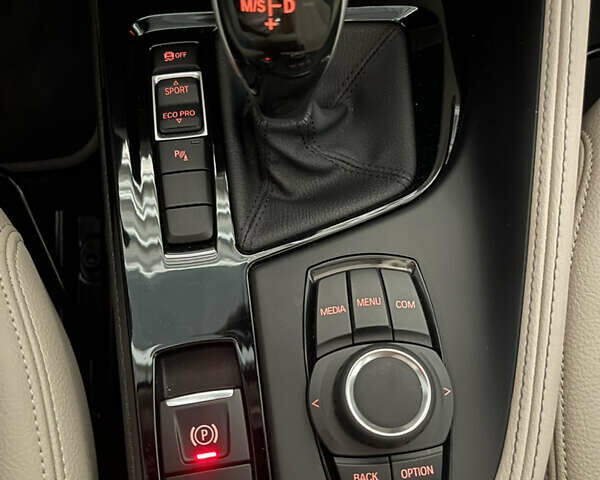 Сірий БМВ X2, об'ємом двигуна 1.5 л та пробігом 41 тис. км за 27900 $, фото 33 на Automoto.ua