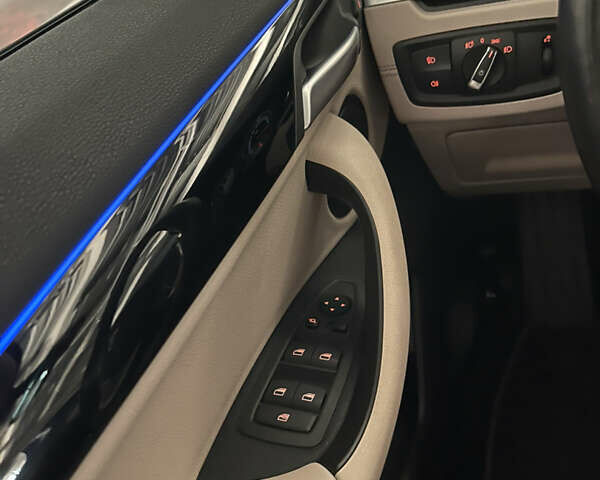 Сірий БМВ X2, об'ємом двигуна 1.5 л та пробігом 41 тис. км за 27900 $, фото 38 на Automoto.ua