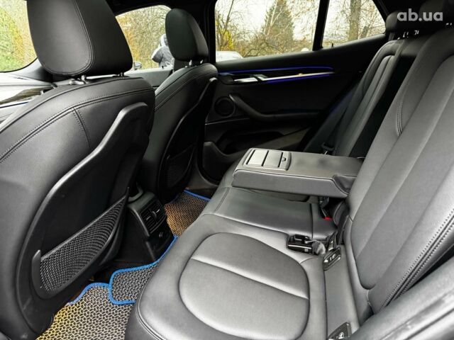 Синий БМВ X2, объемом двигателя 2 л и пробегом 61 тыс. км за 19490 $, фото 50 на Automoto.ua
