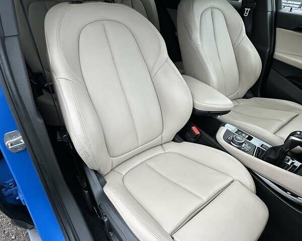Синій БМВ X2, об'ємом двигуна 2 л та пробігом 166 тис. км за 18200 $, фото 28 на Automoto.ua