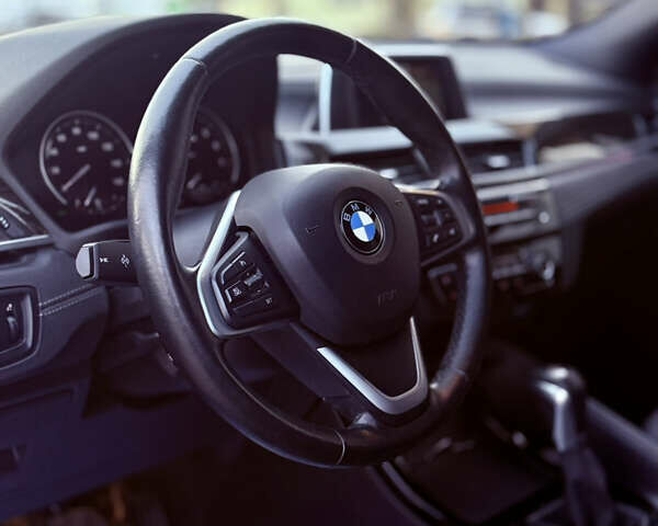 Синий БМВ X2, объемом двигателя 2 л и пробегом 80 тыс. км за 20999 $, фото 11 на Automoto.ua