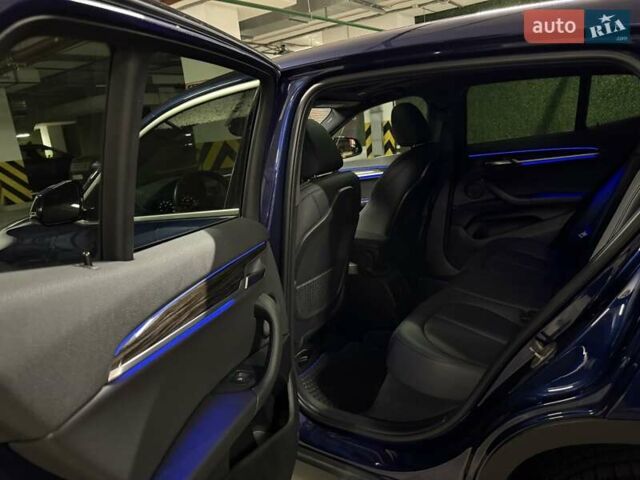 Синий БМВ X2, объемом двигателя 2 л и пробегом 59 тыс. км за 21500 $, фото 46 на Automoto.ua