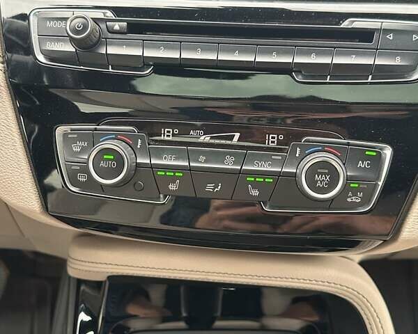 Синий БМВ X2, объемом двигателя 2 л и пробегом 166 тыс. км за 18200 $, фото 48 на Automoto.ua