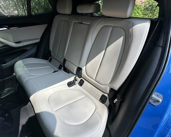 Синий БМВ X2, объемом двигателя 2 л и пробегом 166 тыс. км за 18500 $, фото 17 на Automoto.ua