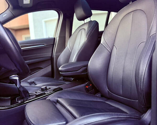 Синий БМВ X2, объемом двигателя 2 л и пробегом 80 тыс. км за 20999 $, фото 12 на Automoto.ua