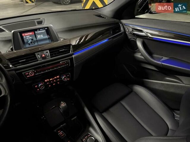 Синий БМВ X2, объемом двигателя 2 л и пробегом 59 тыс. км за 21500 $, фото 37 на Automoto.ua