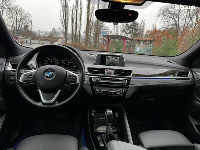 Синий БМВ X2, объемом двигателя 2 л и пробегом 61 тыс. км за 19490 $, фото 56 на Automoto.ua