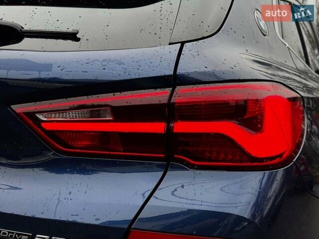 Синий БМВ X2, объемом двигателя 2 л и пробегом 61 тыс. км за 19490 $, фото 17 на Automoto.ua