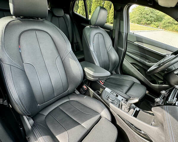Синий БМВ X2, объемом двигателя 2 л и пробегом 120 тыс. км за 26800 $, фото 5 на Automoto.ua