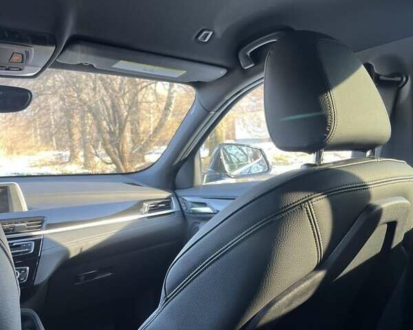 Синій БМВ X2, об'ємом двигуна 2 л та пробігом 106 тис. км за 21000 $, фото 34 на Automoto.ua