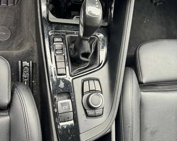 Синій БМВ X2, об'ємом двигуна 2 л та пробігом 53 тис. км за 13900 $, фото 10 на Automoto.ua
