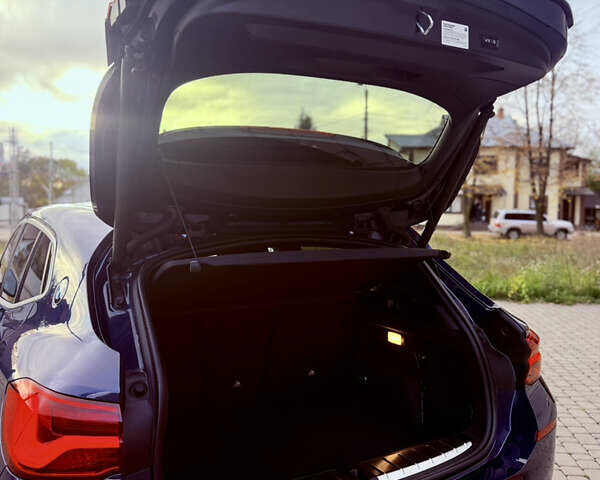 Синий БМВ X2, объемом двигателя 2 л и пробегом 80 тыс. км за 20999 $, фото 24 на Automoto.ua