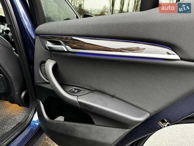 Синий БМВ X2, объемом двигателя 2 л и пробегом 61 тыс. км за 19490 $, фото 42 на Automoto.ua