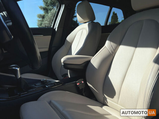Синий БМВ X2, объемом двигателя 2 л и пробегом 40 тыс. км за 29999 $, фото 16 на Automoto.ua
