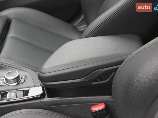 Синий БМВ X2, объемом двигателя 2 л и пробегом 165 тыс. км за 25999 $, фото 27 на Automoto.ua