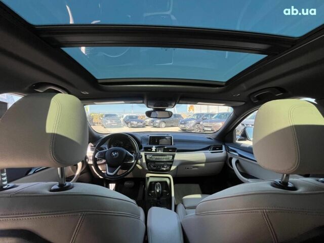 Синий БМВ X2, объемом двигателя 2 л и пробегом 133 тыс. км за 20290 $, фото 21 на Automoto.ua