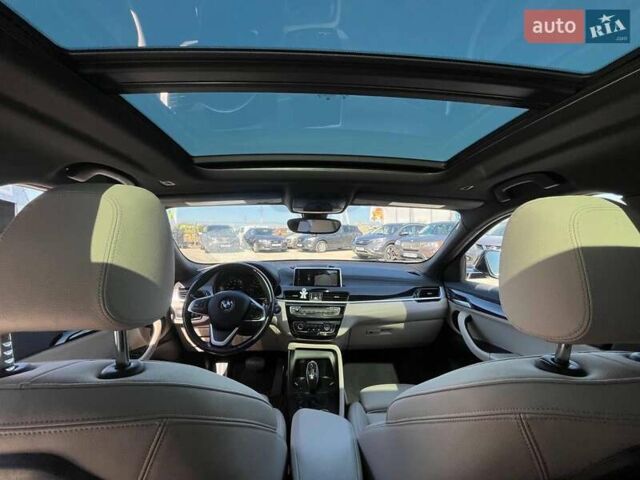 Синий БМВ X2, объемом двигателя 2 л и пробегом 133 тыс. км за 20290 $, фото 21 на Automoto.ua