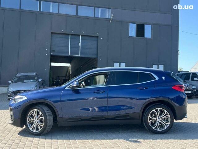 Синий БМВ X2, объемом двигателя 2 л и пробегом 133 тыс. км за 20290 $, фото 6 на Automoto.ua