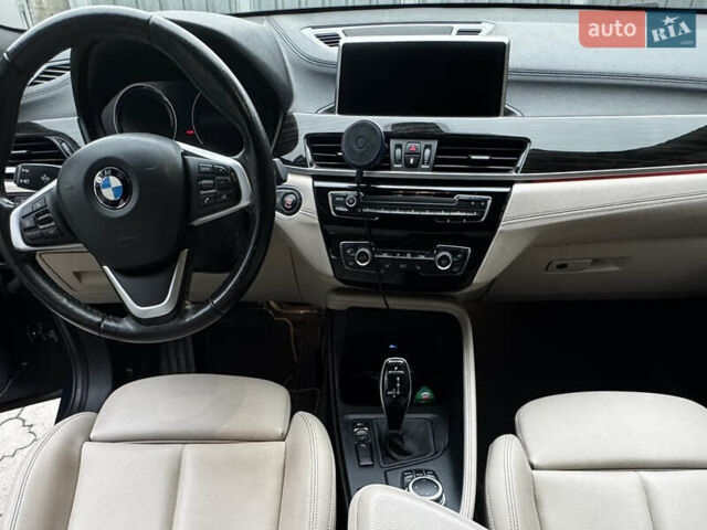 Синий БМВ X2, объемом двигателя 2 л и пробегом 98 тыс. км за 25000 $, фото 5 на Automoto.ua