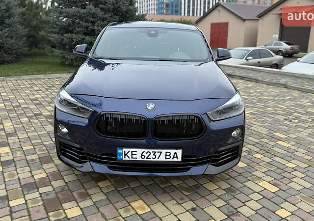 Синий БМВ X2, объемом двигателя 2 л и пробегом 133 тыс. км за 19800 $, фото 2 на Automoto.ua