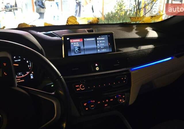 Синий БМВ X2, объемом двигателя 2 л и пробегом 48 тыс. км за 24000 $, фото 2 на Automoto.ua