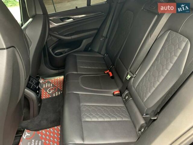 Чорний БМВ X3 M, об'ємом двигуна 3 л та пробігом 97 тис. км за 51500 $, фото 46 на Automoto.ua