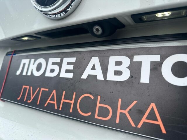 Белый БМВ Х3, объемом двигателя 2 л и пробегом 180 тыс. км за 16000 $, фото 6 на Automoto.ua