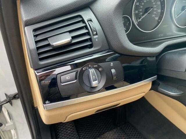 Білий БМВ Х3, об'ємом двигуна 2 л та пробігом 87 тис. км за 23500 $, фото 8 на Automoto.ua