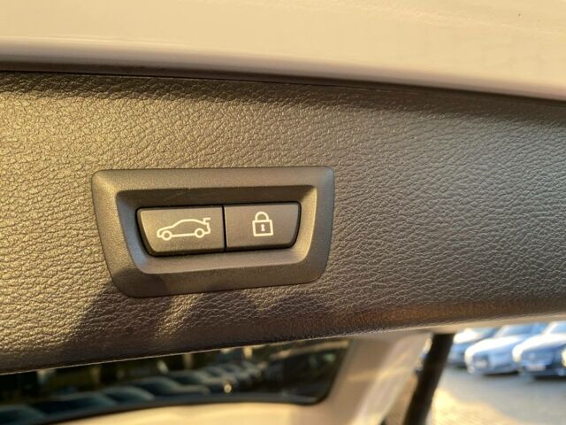 Білий БМВ Х3, об'ємом двигуна 2 л та пробігом 230 тис. км за 25900 $, фото 31 на Automoto.ua