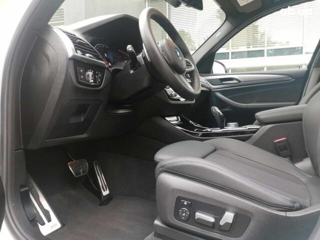 Белый БМВ Х3, объемом двигателя 0 л и пробегом 4 тыс. км за 37555 $, фото 4 на Automoto.ua