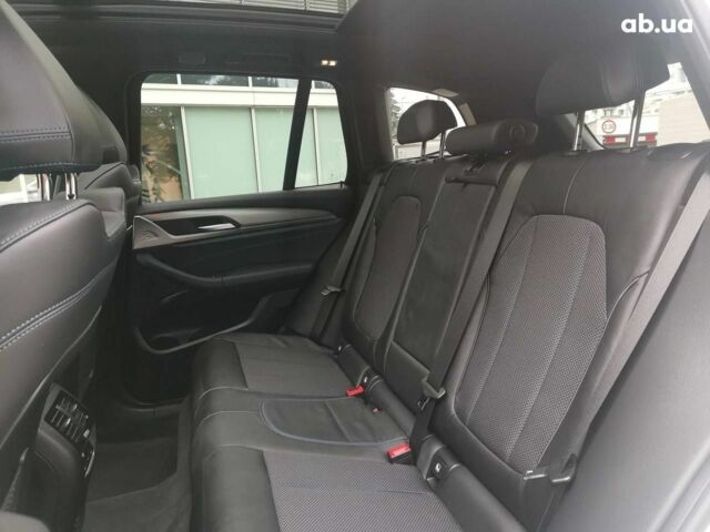 Белый БМВ Х3, объемом двигателя 0 л и пробегом 4 тыс. км за 37555 $, фото 9 на Automoto.ua