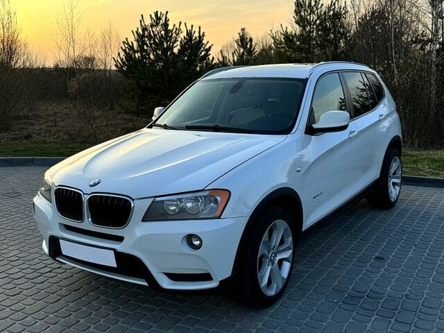 Білий БМВ Х3, об'ємом двигуна 30 л та пробігом 240 тис. км за 11000 $, фото 1 на Automoto.ua