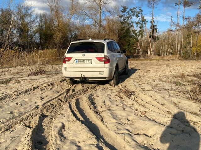 Белый БМВ Х3, объемом двигателя 3 л и пробегом 270 тыс. км за 8000 $, фото 2 на Automoto.ua