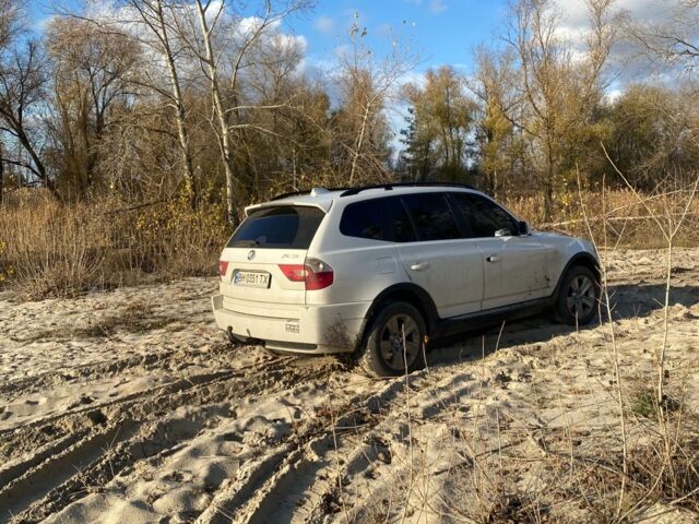 Белый БМВ Х3, объемом двигателя 3 л и пробегом 270 тыс. км за 8000 $, фото 3 на Automoto.ua