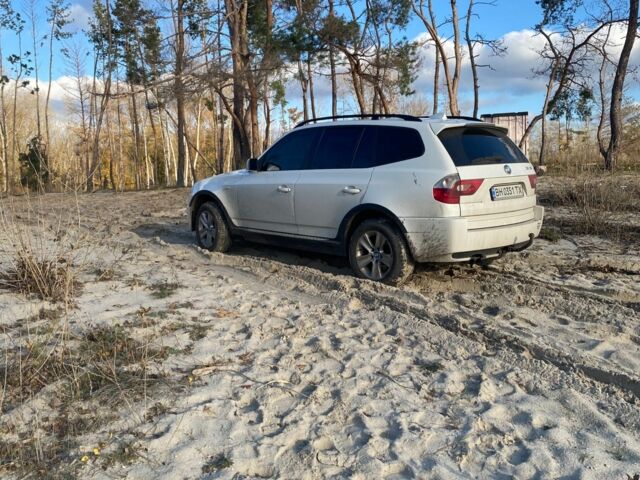 Белый БМВ Х3, объемом двигателя 3 л и пробегом 270 тыс. км за 8000 $, фото 1 на Automoto.ua