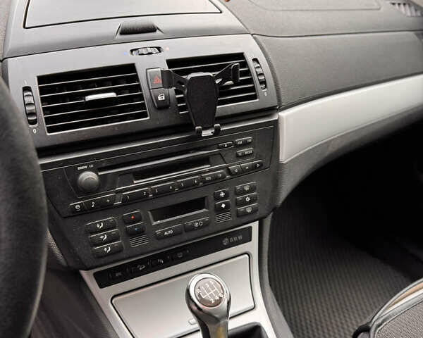 Белый БМВ Х3, объемом двигателя 2 л и пробегом 284 тыс. км за 9500 $, фото 11 на Automoto.ua
