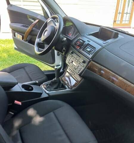 Белый БМВ Х3, объемом двигателя 2 л и пробегом 285 тыс. км за 8600 $, фото 16 на Automoto.ua