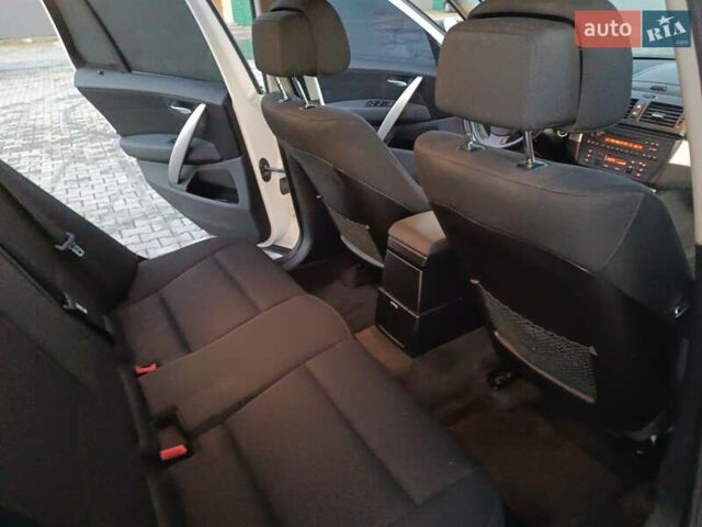 Белый БМВ Х3, объемом двигателя 2 л и пробегом 334 тыс. км за 10500 $, фото 26 на Automoto.ua