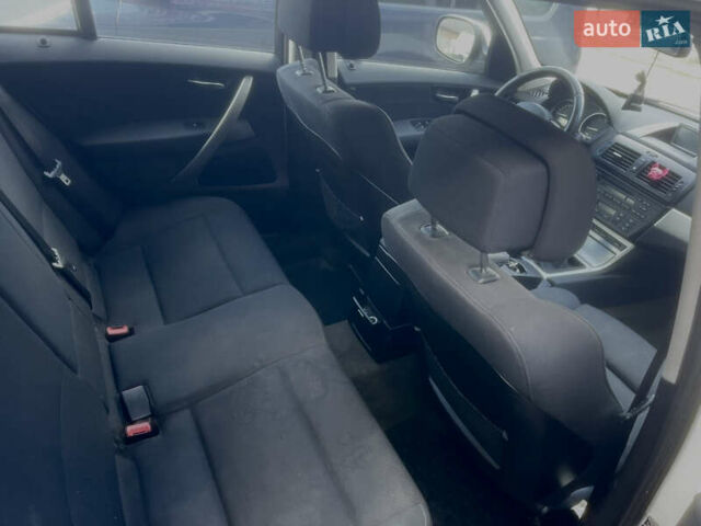 Білий БМВ Х3, об'ємом двигуна 2 л та пробігом 319 тис. км за 11000 $, фото 9 на Automoto.ua