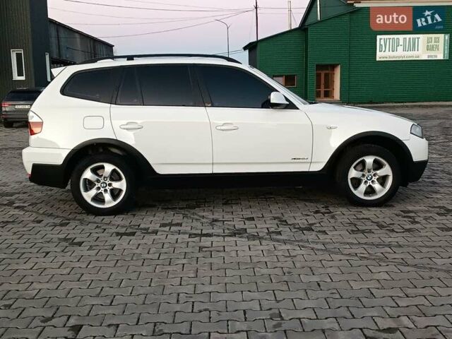 Белый БМВ Х3, объемом двигателя 2 л и пробегом 334 тыс. км за 10500 $, фото 4 на Automoto.ua